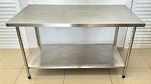 Mesa / Bancada de Inox com 1 prateleira lisa - 140x90x70cm [Usada]