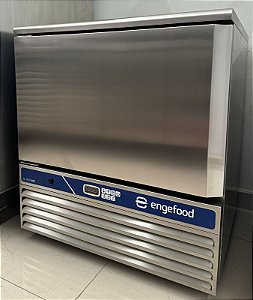 Ultra Congelador Inox Nuovair Engefood 220v - 5 Prateleiras Internas -18°C [Seminovíssimo]