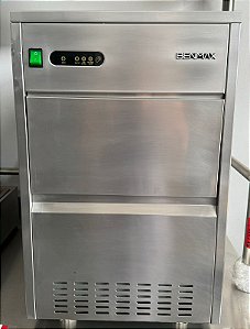 Máquina de Gelo Industrial Inox BEN-26 220V - Benmax [Seminova]