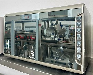Micro-ondas Electrolux 31L - MI41S 220V [Usado]