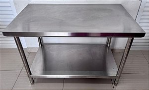 Bancada / Mesa de Inox com prateleira inferior lisa 1.20x70x90cm [Usada]