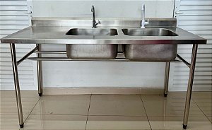 Pia / Bancada com 02 Cubas de Inox 304 - 1.70m x 70cm x 90cm [Usada]