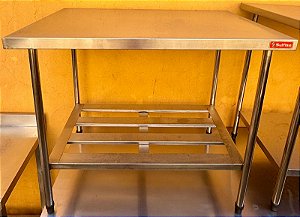 Bancada / Mesa de Inox com Prateleira Inferior Gradeada 1m x 70cm x 90cm - Sulfisa [Usada]
