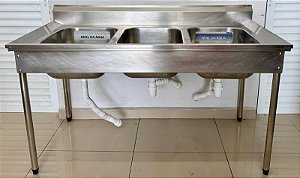 Bancada de Inox / Pia com 03 Cubas 150x70x90cm Cubas: 50x40x23cm [Usada]