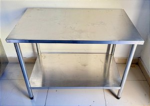 Bancada de Inox com Prateleira Inferior Lisa 100z60x80cm [Usada]