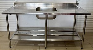 Pia em Aço Inox 304 Cuba Central 180x70cm C/ Prateleira Inferior Gradeada - [Usada]