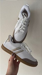 Tenis Dani Lavie Duas Listras Branco com Dourado bico