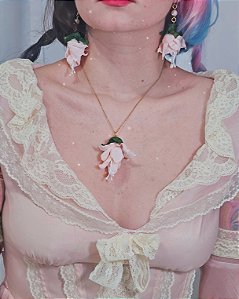 Conjunto Colar + Brinco Rosa da flor Brinco-de-Princesa
