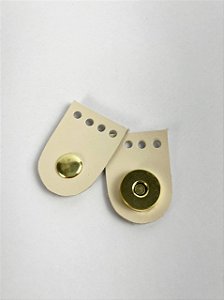 Fechamento Oval com Botão Imã em Couro Legítimo para Bolsa 3x4,5cm-Bege/Dourado