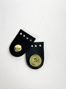 Fechamento Oval com Botão Imã em Couro Legítimo para Bolsa 3x4,5cm-Preto/Dourado