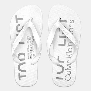 Chinelo Calvin Klein Réveillon Escrita Make Remarkable