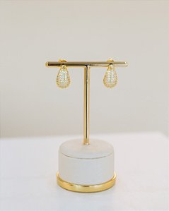 BRINCO GOTA CRAVEJADA NO OURO