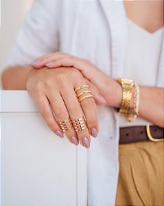 ANEL 4 TIRAS REGULÁVEL NO OURO