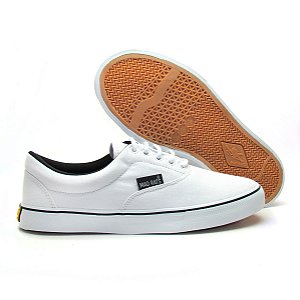 Tênis De Skate Mad Rats Quadriculado Slip On Preto Branco