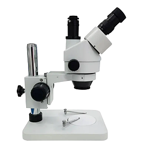 Microscópio Trinocular - 37045A
