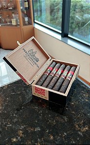 Charuto Perceverancia Añejo Corona Maduro - Caixa com 10 unidades