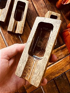 Cinzeiro De Bolso Mundo dos Charutos - Cedro Rosa - Interior Resinado - Para 1 Charuto