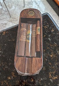 Charuto Grand Amazonia - Cinzeiro com 4 charutos