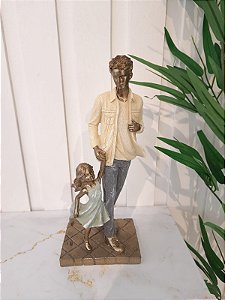 Estatueta Pai e Filha