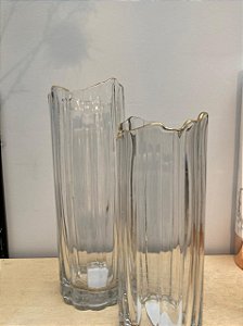 Vaso de vidro com borda dourada