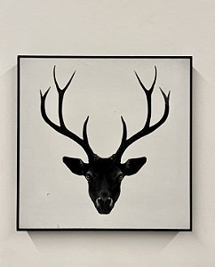 Quadro The Black Deer 31x31 - Urban Arts (Apartamento Decorado com Detalhe)