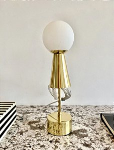 Luminária de Mesa Pivô Dourada (M9900) - Golden Art (Apartamento Decorado)