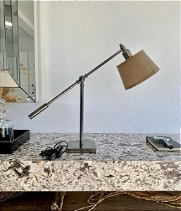 Luminária de Mesa Art Linea Articulada (1039) - Nova Home (Apartamento Decorado com Detalhe)