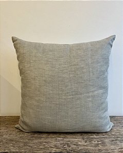 Almofada Lisa em Poliéster 50x50 - Artesanal (Apartamento Decorado)