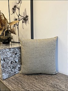 Almofada Pintas em Poliéster 48x48 - Artesanal (Apartamento Decorado)