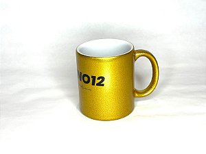 Caneca Dourada com Brilho Cruz e Leão