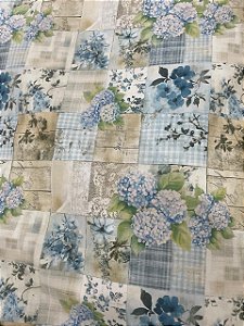 Tecido Tricoline Digital Estampa de Patchwork de Hortênsias em Tons de Azul e Bege 100% Alg
