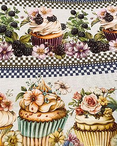 Tecido Tricoline Digital com 10 Faixas de Cupcakes, Flores, Amoras e Mirtilos 100% Algodão