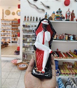Imagem Seu Zé Pilintra Sentado no Trono em Gesso