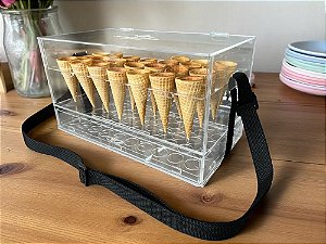 Expositor Acrilico 28 Cones + Gaveta 50 Brigadeiros Alça