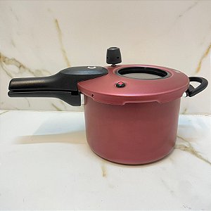 Panela de Pressão Mta com Visor Trava Externa 4,5 Litros