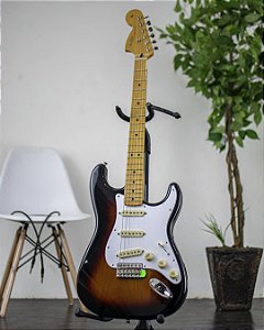Guitarra Fender Jimi Hendrix Stratocaster 3 Color Sunburst