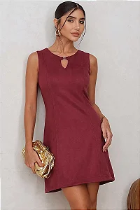 VESTIDO JANETE TUBINHO CURTO DETALHE METAL - BORDÔ