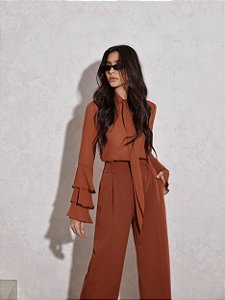 CAMISA MANGA LONGA BABADO - MARROM