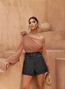 SHORTS SARJA DETALHE BOTÃO METAL - PRETO