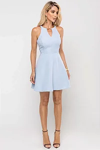 VESTIDO TEREZA CURTO COM DETALHE METAL - AZUL