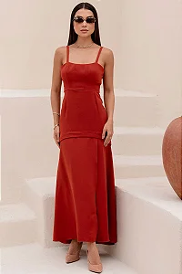 VESTIDO ANTONELLA LONGO COM ALÇA E FENDA - FERRUGEM