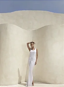 VESTIDO LONGO CAUDA FRANZIDA FRENTE ARCO - BRANCO