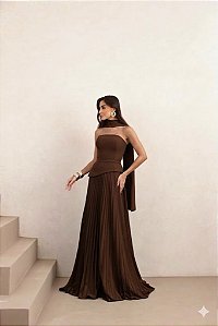 VESTIDO DE FESTA MAITÊ SAIA PLISSADA CHOKER - MARROM