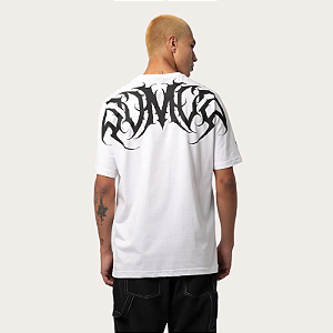Tshirt MCD Especial Caligraffiti Vertebral - Branco