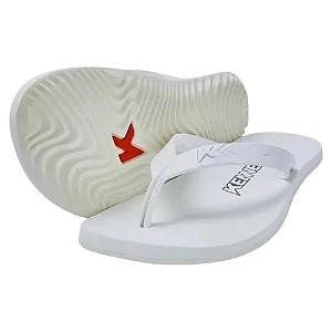 Chinelo Kenner Lisa