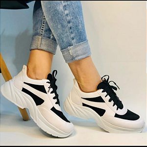 TENIS CHUNKY PRETO E BRANCO