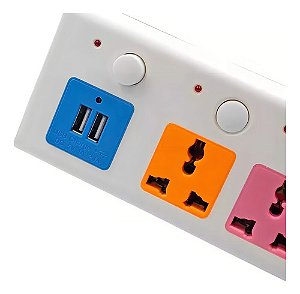 Extensão Elétrica Tomada 4 Entradas 2 Usb Régua Universal Branco
