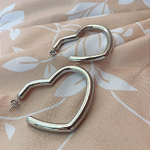 Brinco Argola Coração Tubo