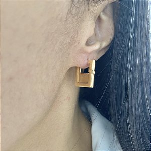 Brinco Argola Click quadrada