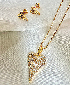 Conjunto Coração Cravejado com Zirconias - Conjunto Inteiro